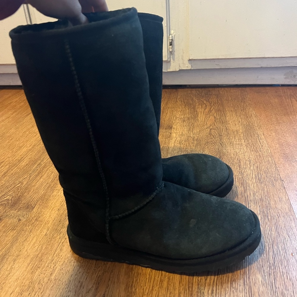 Ugg super tall black winter boots